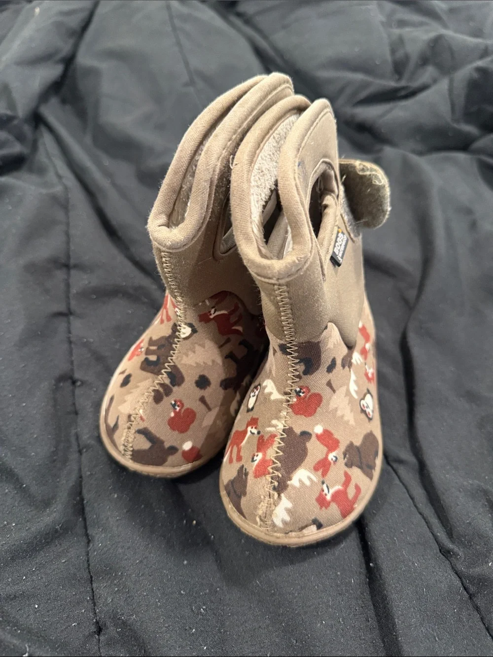 Bogs Kids Brown and Tan Woodland Print Rain Boots toddler size 4 fox print